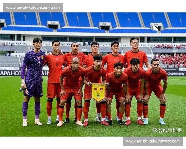 国足东亚杯名单大换血！12 人出局 + 00 后占半壁江山，青春风暴正式开启